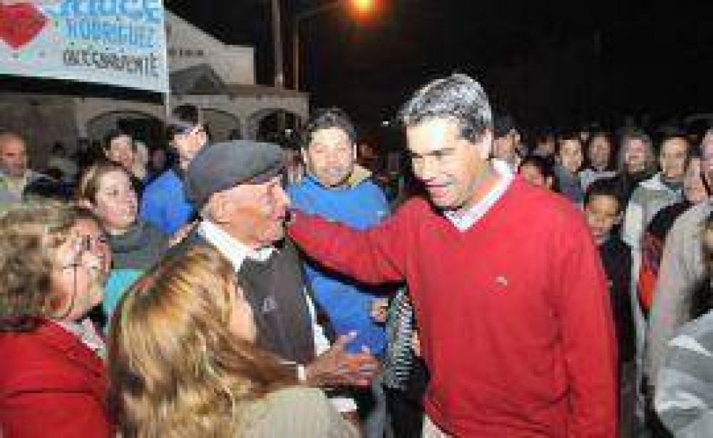 Capitanich habilit� el primer Registro Civil de General Vedia