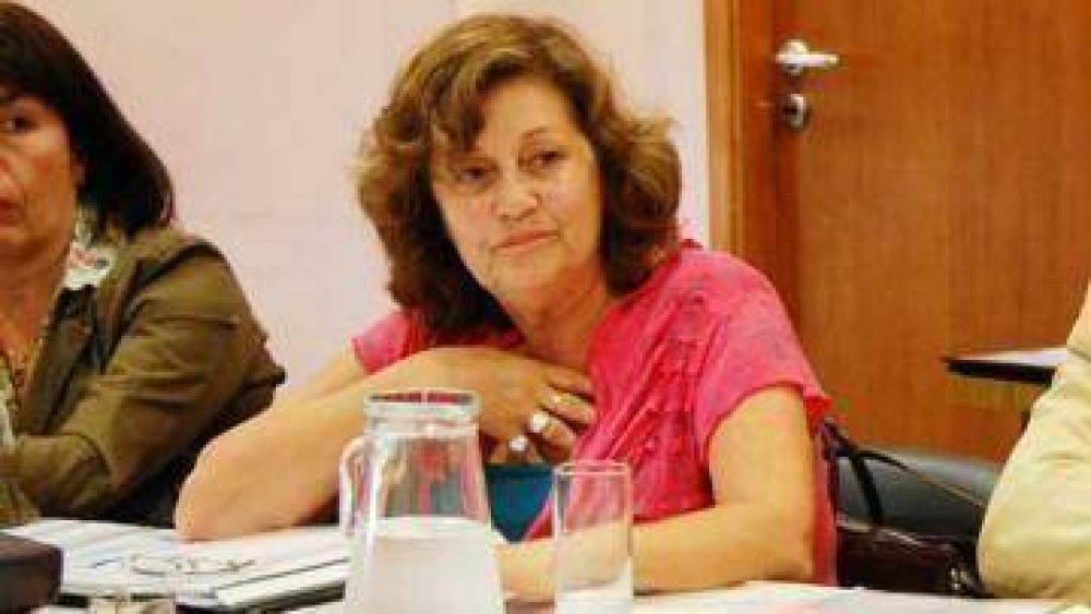 Dos mujeres para la lista de la UCR en Roca: Garc�a y Arias