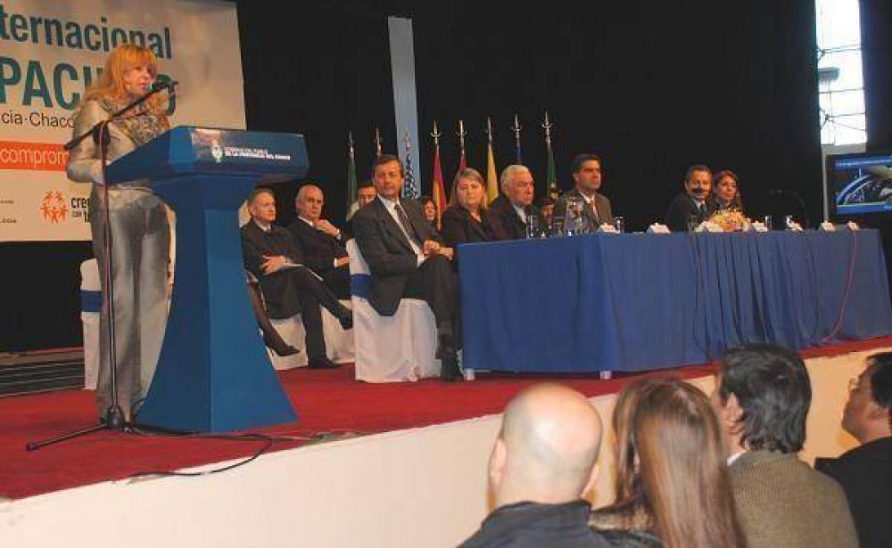 A�da Ayala resalt� las pol�ticas municipales de integraci�n e inclusi�n
