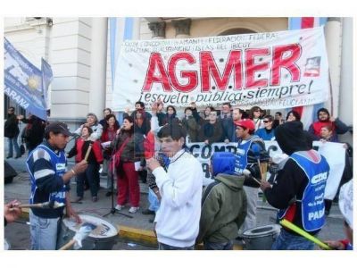 Agmer calific� de �contundente� la primera jornada de protesta