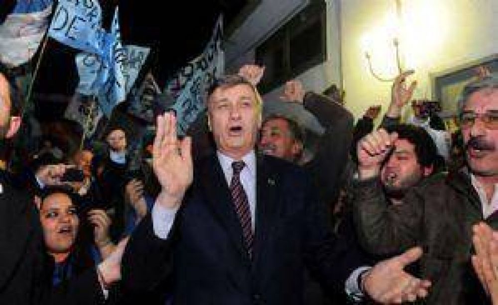 Binner tom� distancia de un acuerdo con Iglesias 