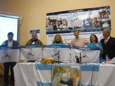 Corpacci critic� pedido para m�s cargos en Salud