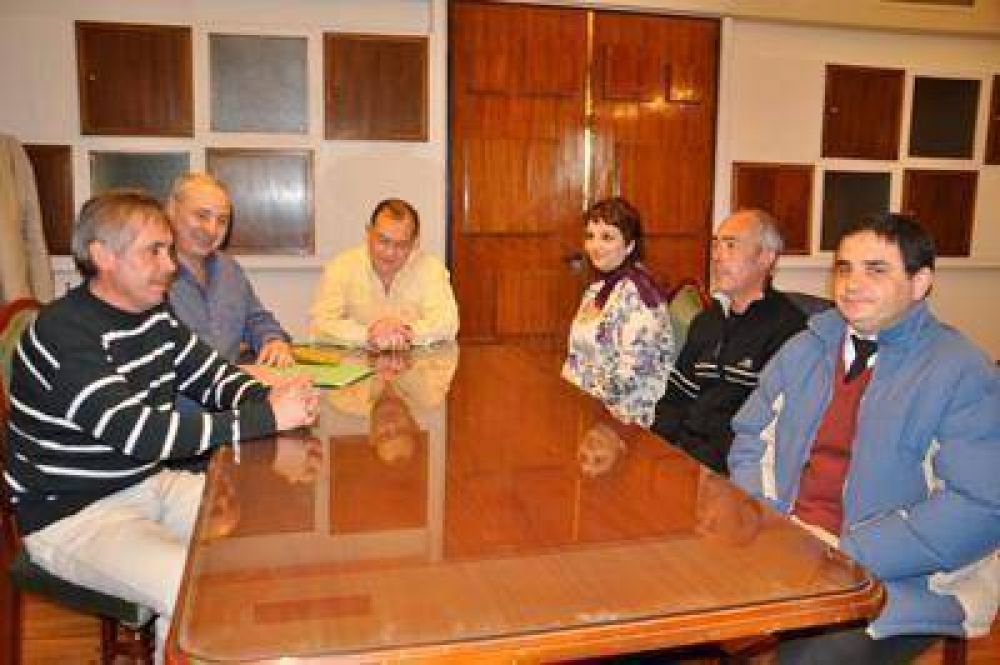 El ministro Rodr�guez intervendr� por las amenazas a dirigentes vecinales