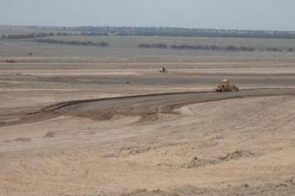 Aut�dromo: Jorge recorri� las obras, pero Avent�n no dio fecha de presentaci�n del Turismo de Carretera
