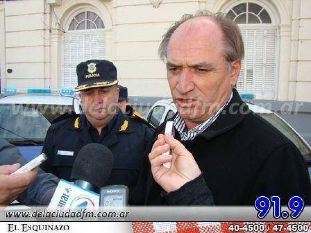 El Intendente anunci� la incorporaci�n de 5 motos para la Polic�a
