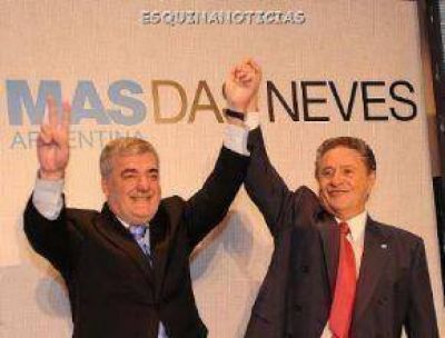 Una Encuesta Coloca En Quinto Lugar A La F�rmula Duhalde-Das Neves