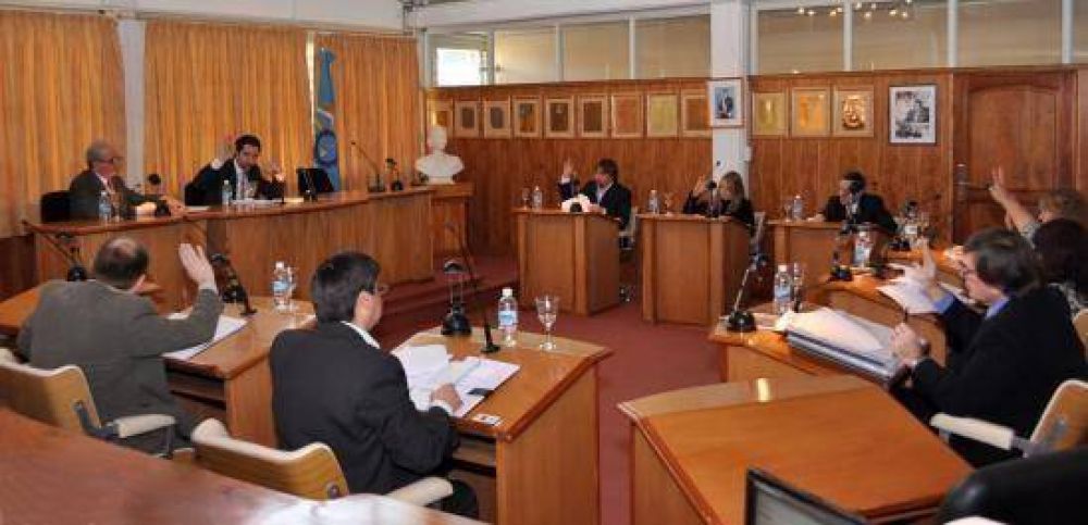 Aprobaron por unanimidad nueva tarifa para taxis