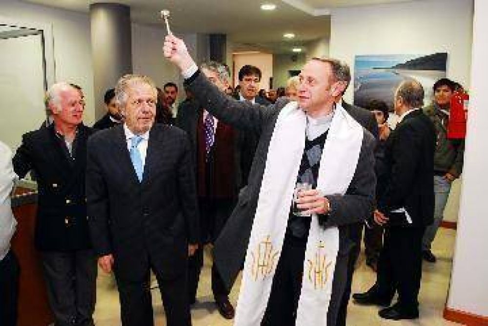 "A la Justicia la independencia le queda grande"