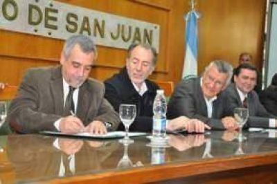 Se presentaron 6 ofertas en la licitaci�n del Canal Sarmiento