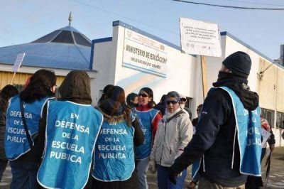 Paritarias docentes: Educaci�n elabor� un informe de lo resuelto durante el primer semestre