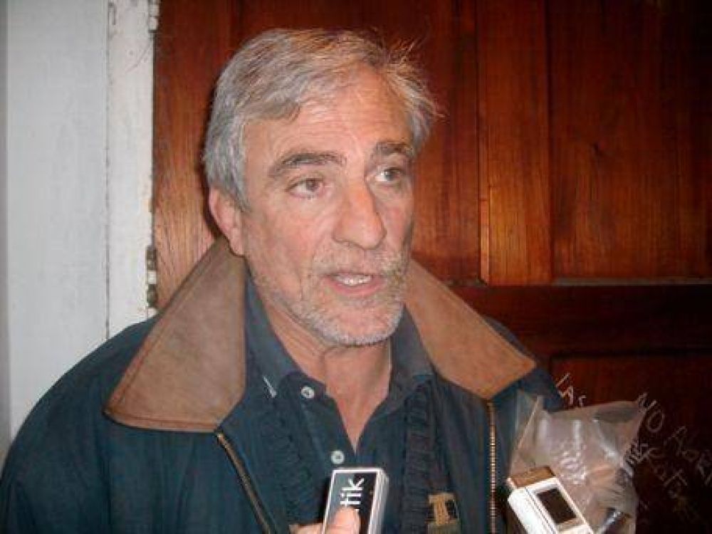 Luis Stangatti: �No deber�an estar ausentes estos compa�eros�