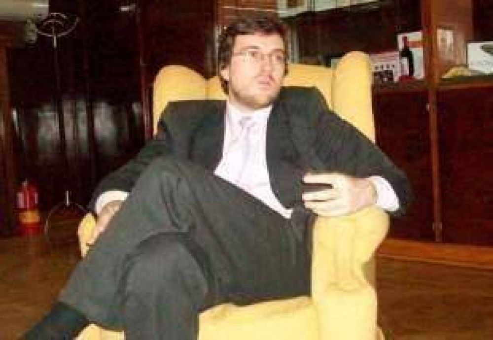 Lucas Ghi, la pol�tica y la persona  