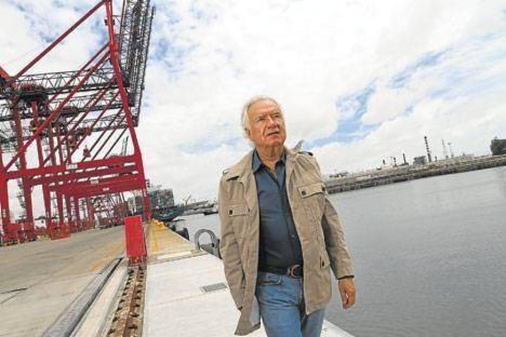 Alfredo Rom�n: "Me plant� con todos los gobiernos, no te pueden tomar por un boludo"