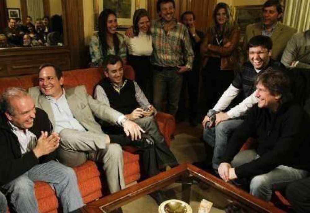 Alperovich consigui� la reelecci�n gracias "a un amigo que hoy no est�"