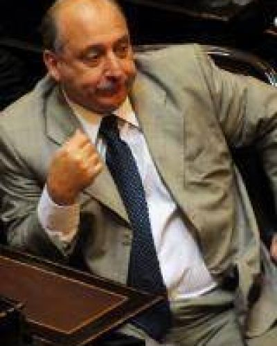 Para Pampuro, el sistema de boleta �nica es un tema que "se impone" en el Congreso