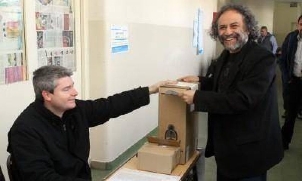 Tanto Eduardo Hern�ndez como Alberto Montbrun afirman que salieron segundos