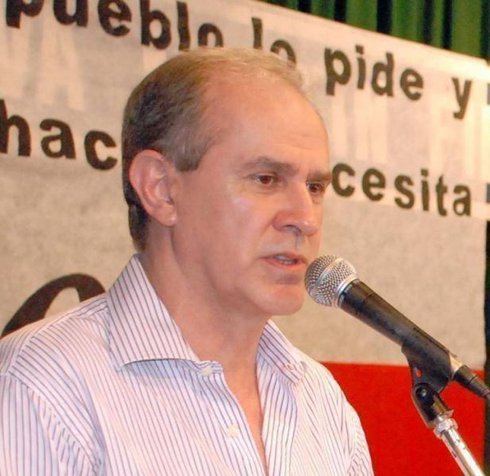 Nikisch recorri� la peatonal y dio a conocer sus propuestas