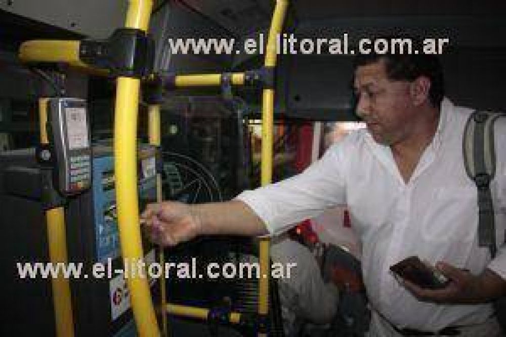 Termina el plazo para el cambio de las tarjetas de los colectivos