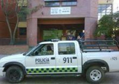 "Poner polic�as en las escuelas es repudiable"
