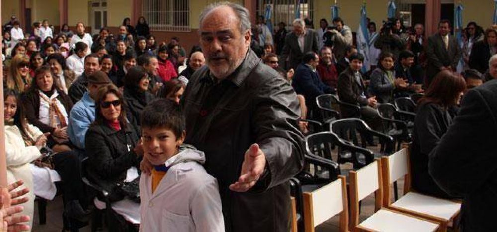 �Vamos a defender el Proyecto Ayu� porque hace a la soberan�a de la Provincia�