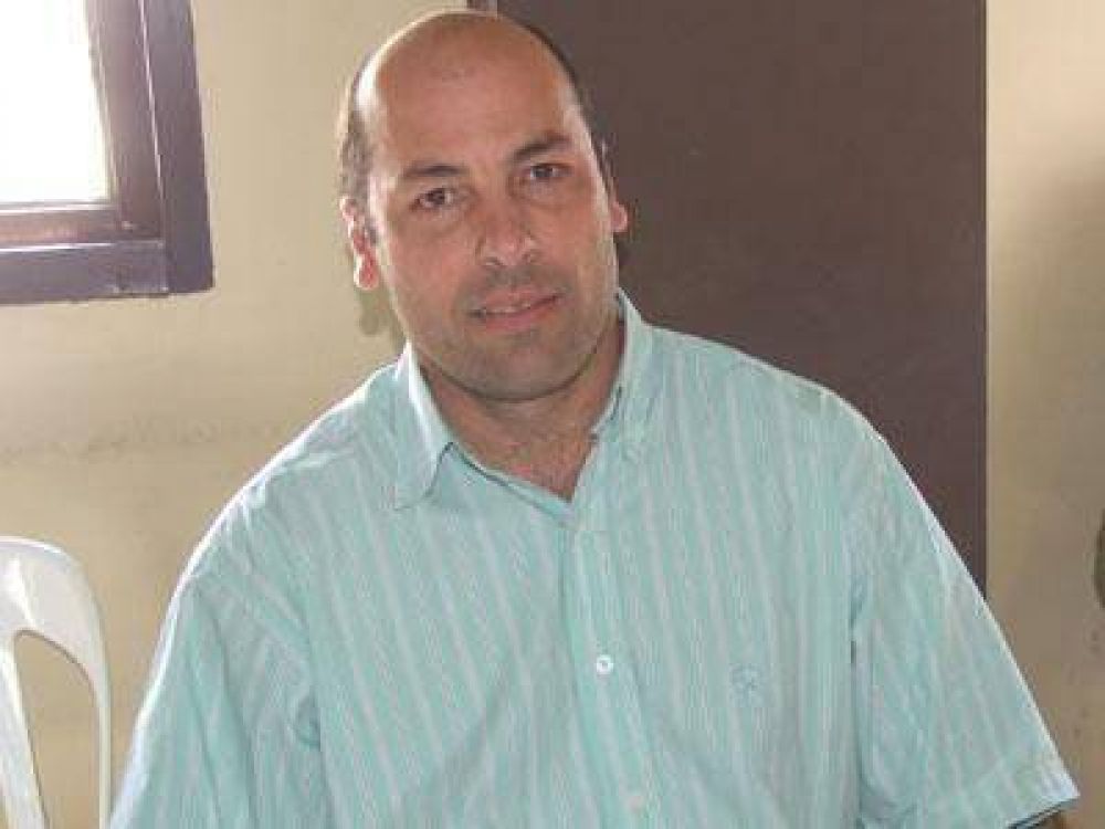 Para Requejo, la oposici�n denuncia irregularidades porque se ve "afuera de la cancha�