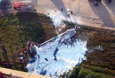 Un camionero que parti� de Bah�a Blanca cay� de 45 metros en el puente Z�rate-Brazo Largo