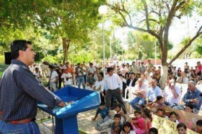 Capitanich inaugur� un CIC y una residencia estudiantil en Colonia Elisa