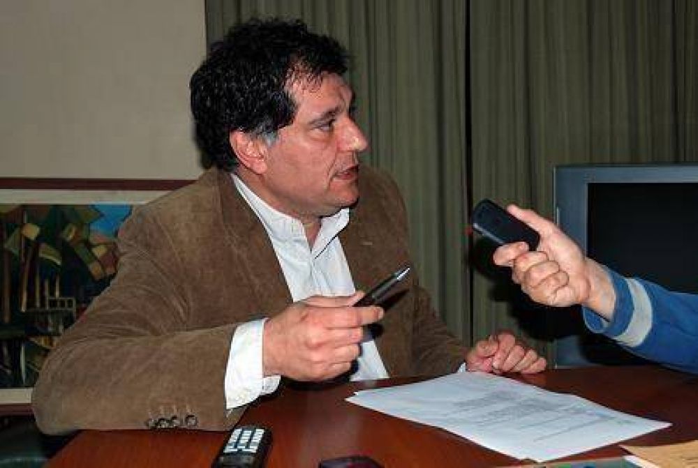 �Amieiro apoy� durante a�os al vecinalismo, ahora est� ofendido�