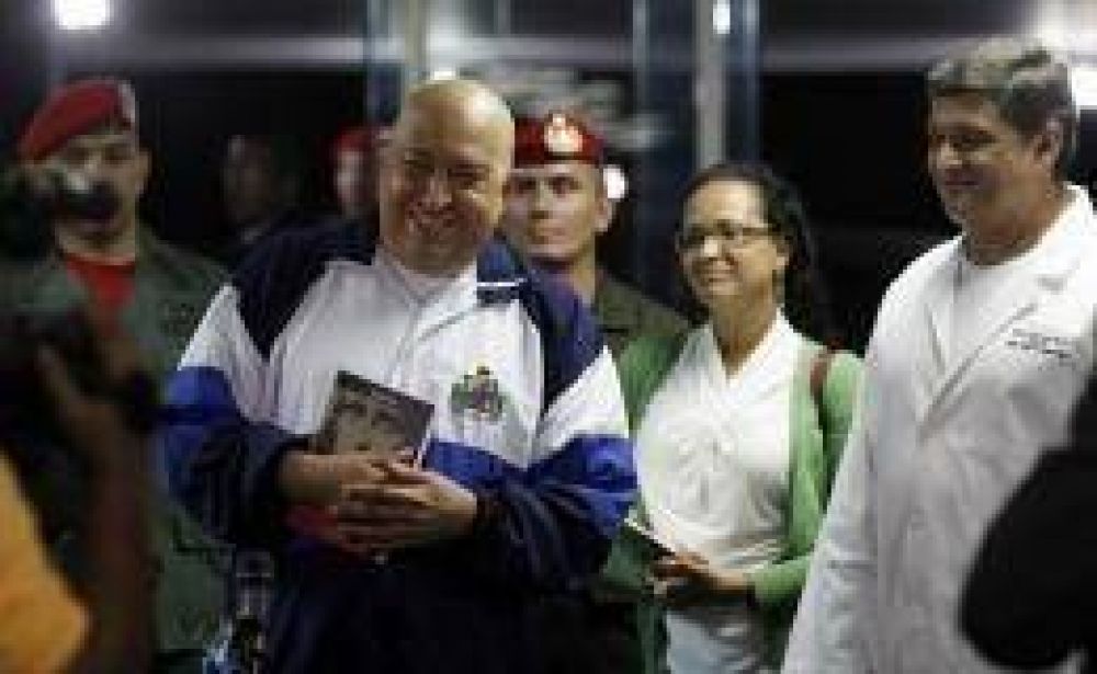 Hugo Ch�vez asegur� que el c�ncer que padece "ya se fue"