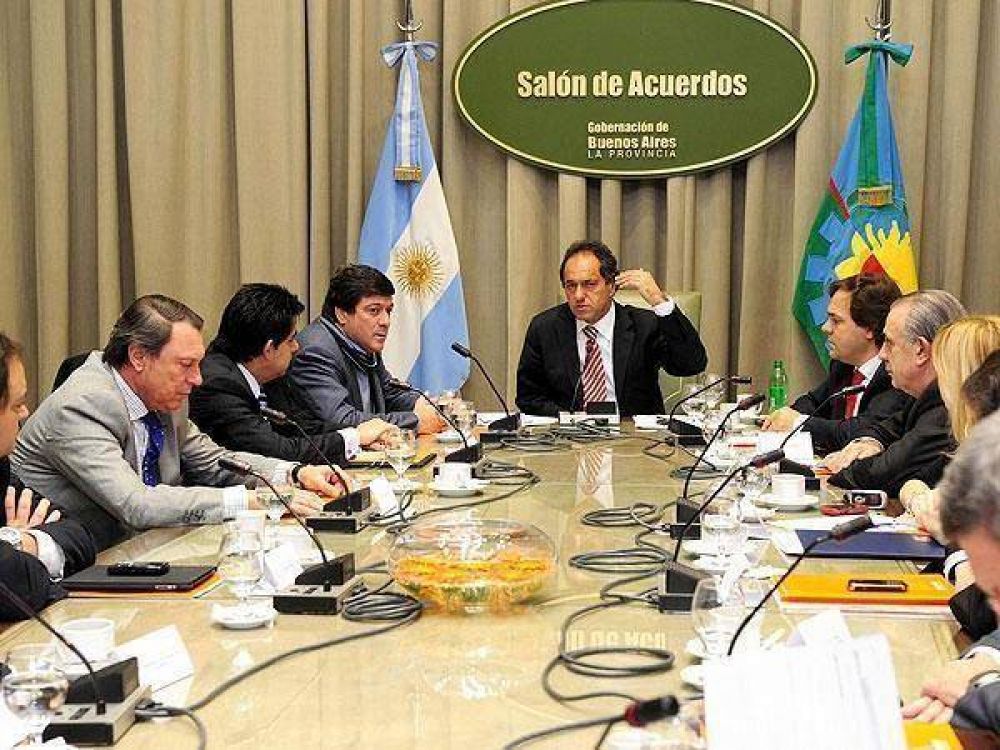Scioli reanuda sus actividades pol�ticas y prev� reunirse con Pampuro