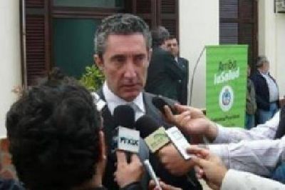 Dindart aclar� que podr�a haber una reuni�n con los gremios