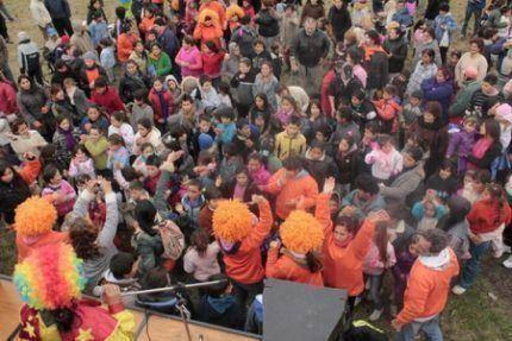 Cefil organiz� diversos festejos para los m�s bajitos y tambien la Juventud de AM