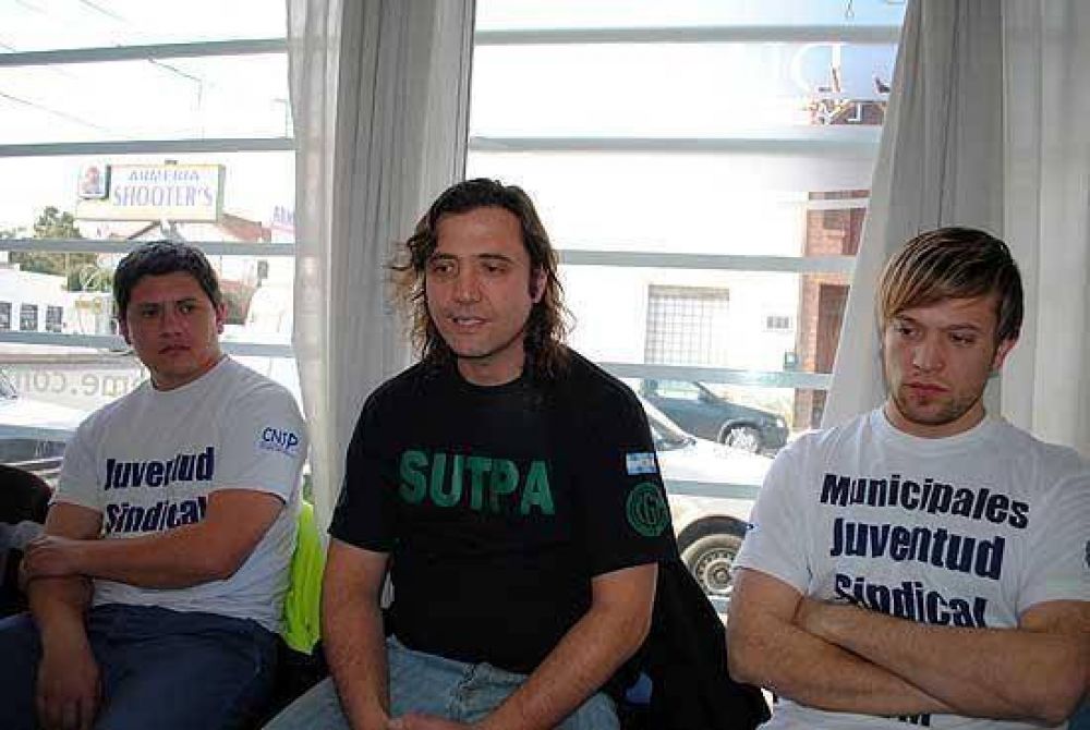 JUVENTUD SINDICAL DE OLAVARR�A:  �Apuntamos a la uni�n de los trabajadores y a la participaci�n en pol�tica� 