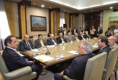Scioli entregar� aportes por $18 millones