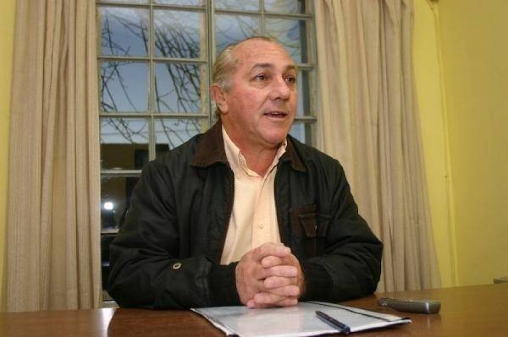 �Vamos a trabajar para desarrollar la econom�a y la producci�n en General Pico�, dijo el intendente local, Jorge T�bes