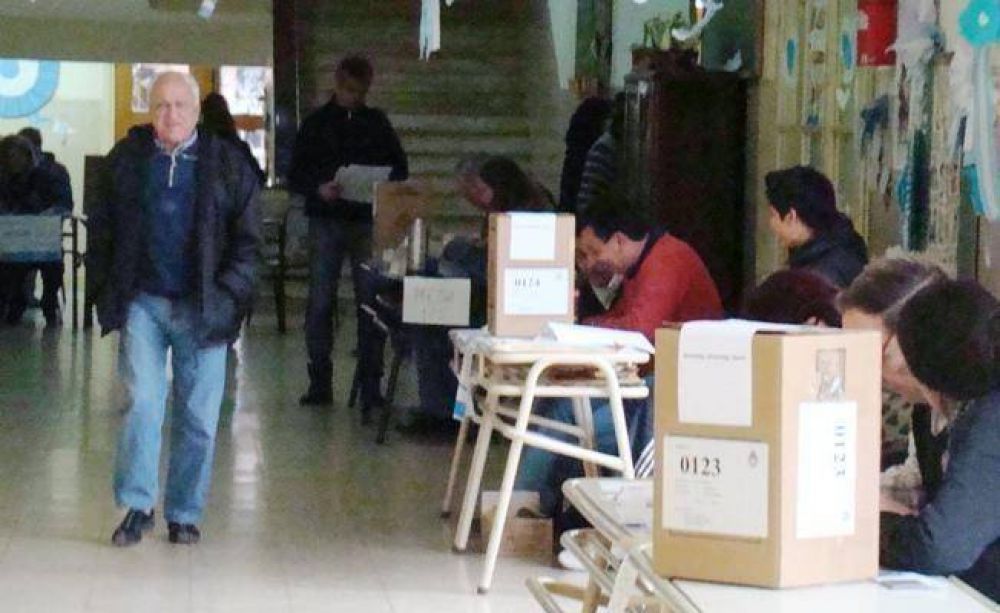 El Frepam anunci� pedido de juicio pol�tico a Fern�ndez Mend�a