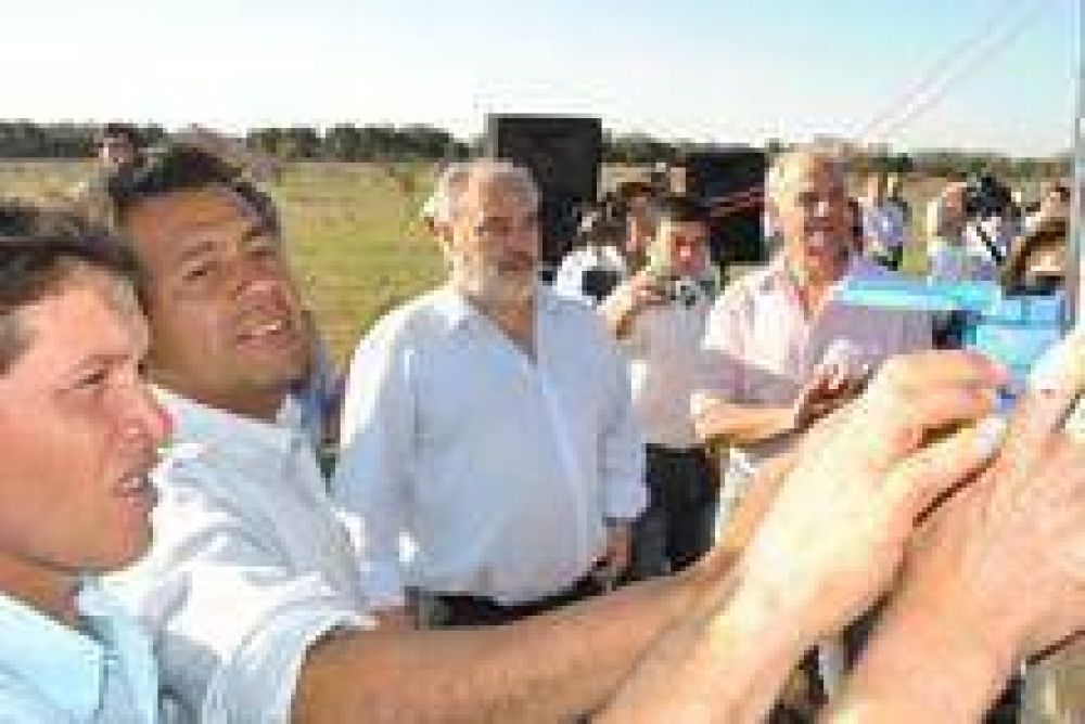 Colombi, con su gesti�n fortalece el federalismo en todas las localidades