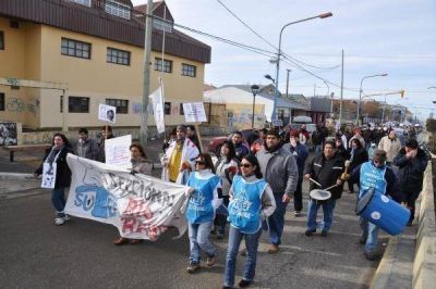 Seg�n Educaci�n el acatamiento al paro docente fue de un 35% a nivel provincial