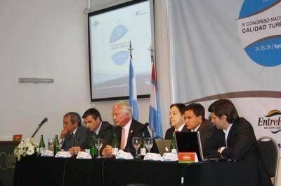 TRES ARROYOS PARTICIP� DEL IV CONGRESO NACIONAL DE CALIDAD TUR�STICA 