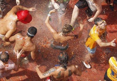 La crisis no afect� la tradicional "tomatina" en Espa�a