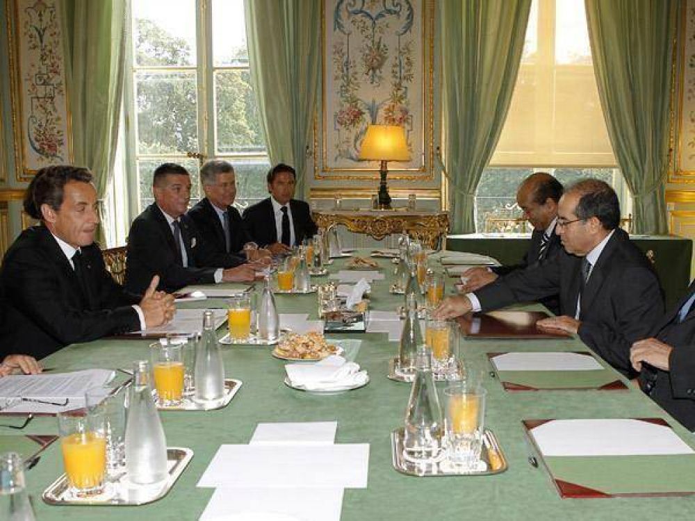 Unas 60 delegaciones evaluar�n la situaci�n de Libia