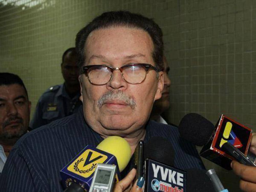 Un ex gobernador opositor fugado se entreg� a la Justicia venezolana