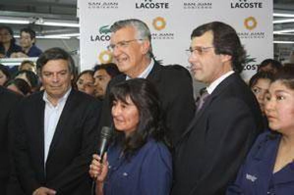 La Presidenta prometi� venir en octubre	