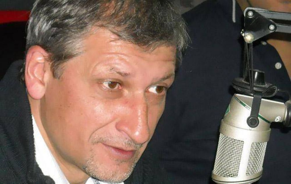 Campana pidi� licencia para encarar la �ltima etapa de la campa�a