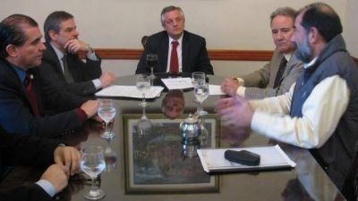El 40% del embalse R�o Hondo se ve afectado por la contaminaci�n de industrias tucumanas