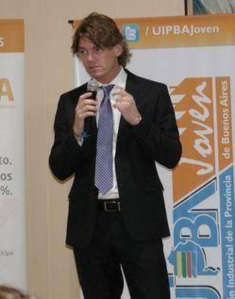 Encuentro Regional EJE: Nicol�s Scioli present� el concurso "IncentiBA" para j�venes empresarios de la Provincia