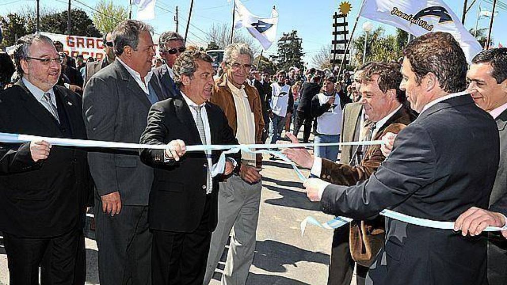 Urribarri inaugur� en Segu� la pavimentaci�n de la ruta 35