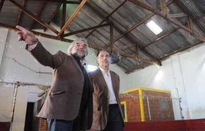 Estiman que el nuevo comedor de la UNaM estar�a para abril de 2012