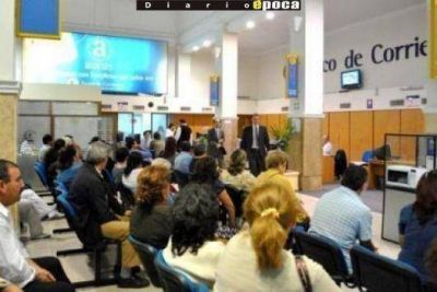 Comenz� el abono de becas de Desarrollo Humano