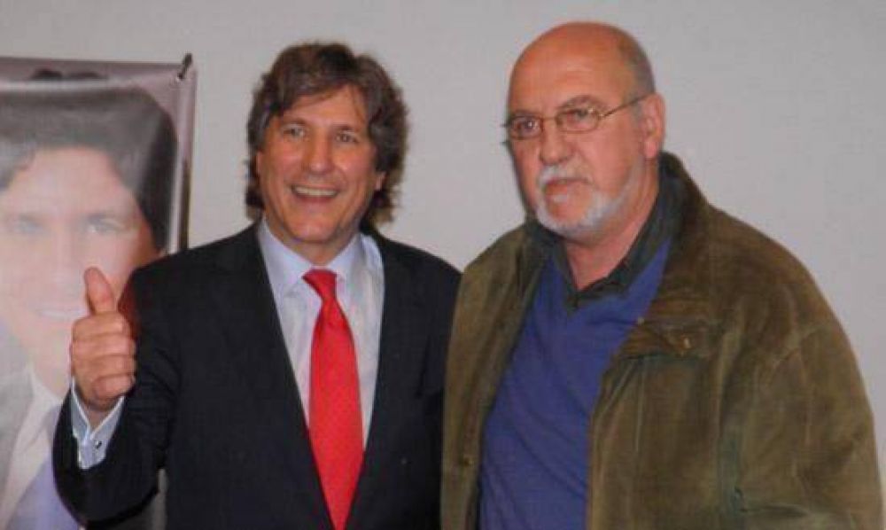 �Petite� Francese se reuni� con Amado Boudou; ambos coincidieron en poner en l�nea a Chascom�s con naci�n y provincia